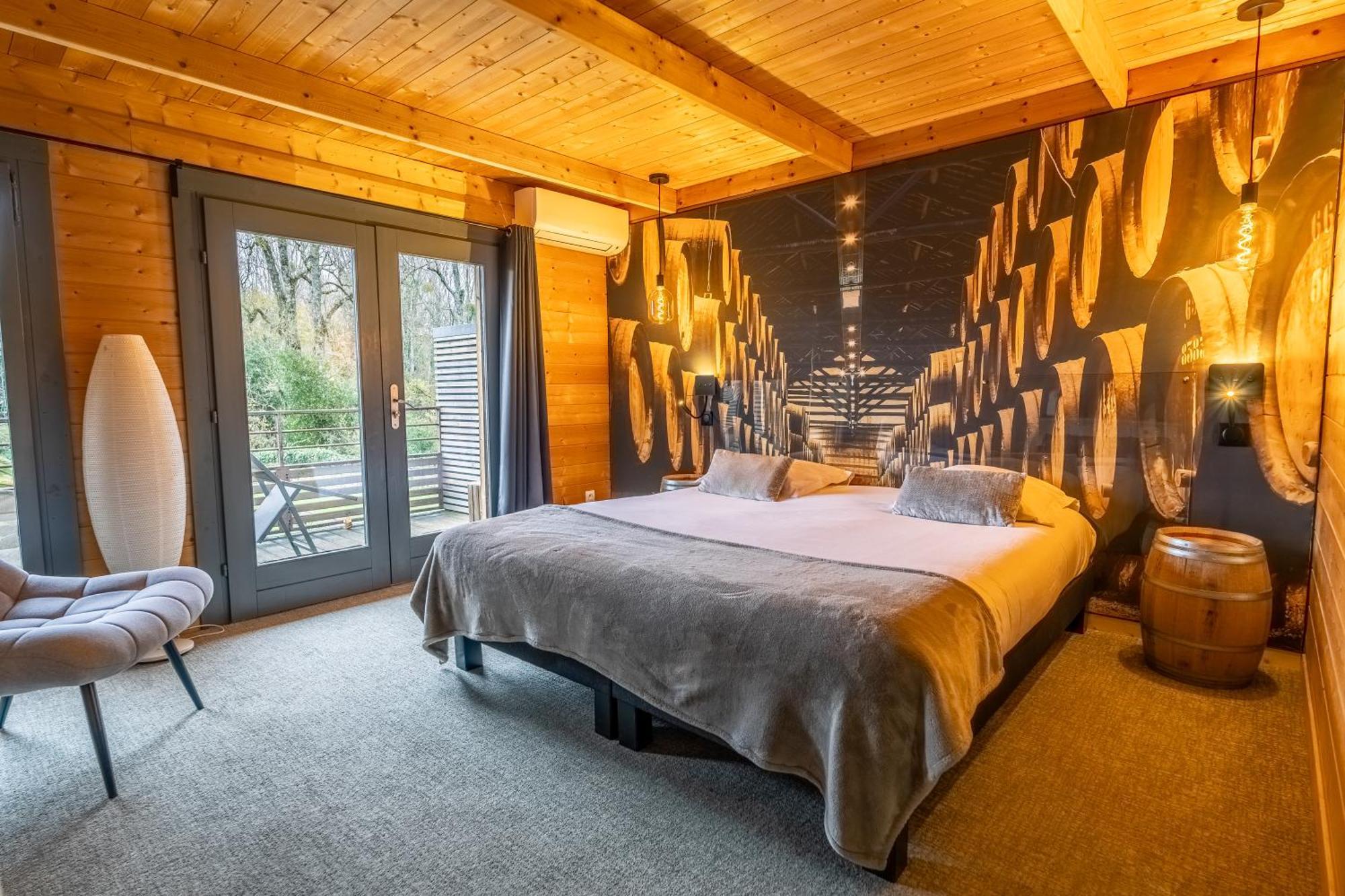 Hotel Quai Des Pontis Cognac Exterior photo