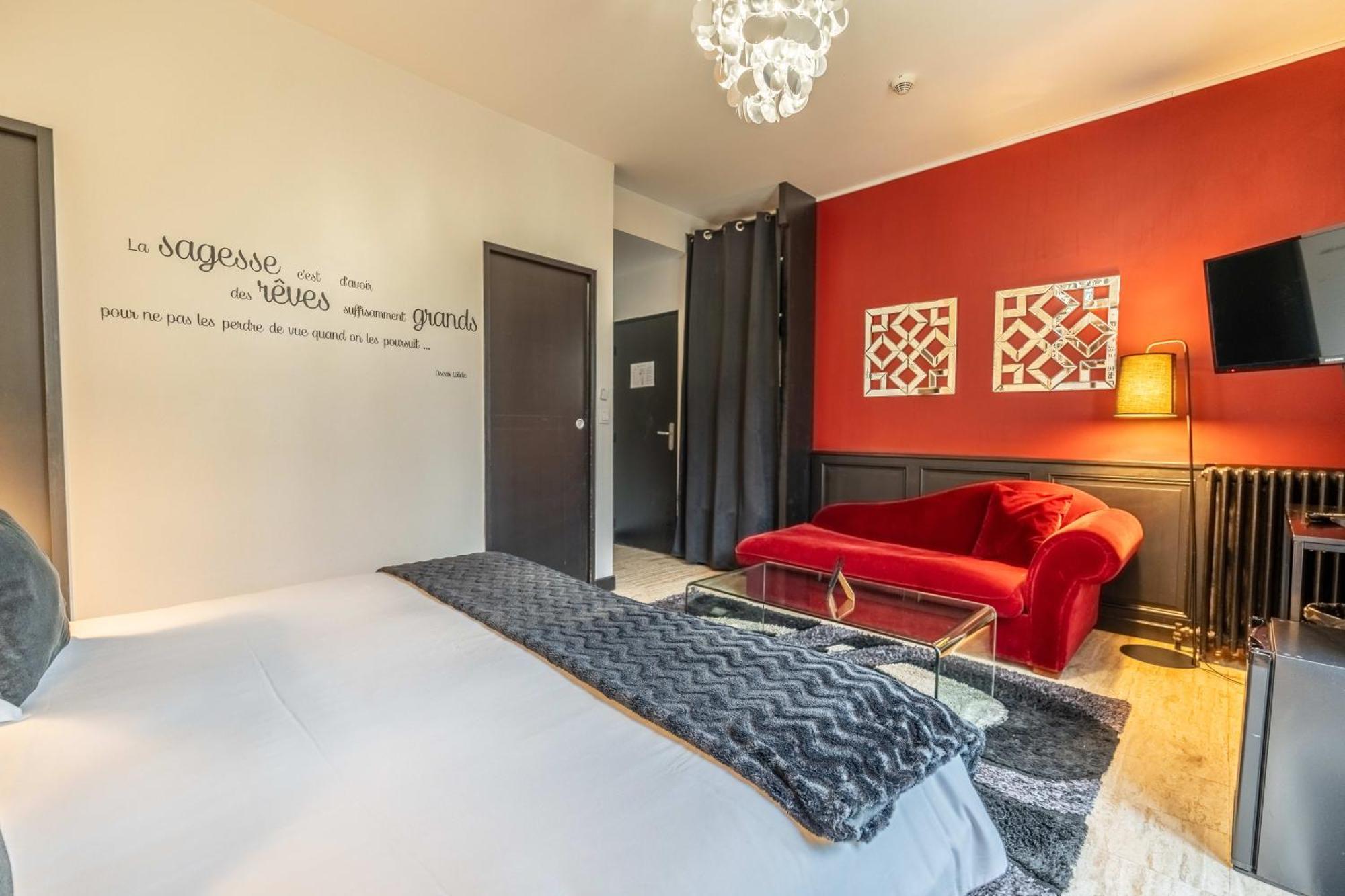 Hotel Quai Des Pontis Cognac Exterior photo